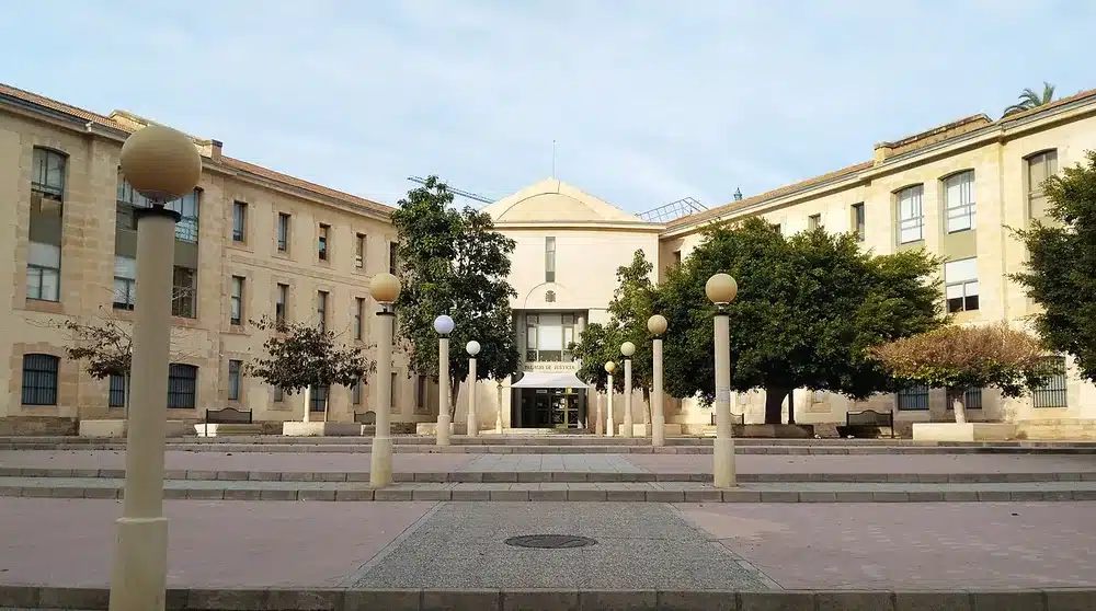 Palacio de Justicia de Alicante, en la calle Alona